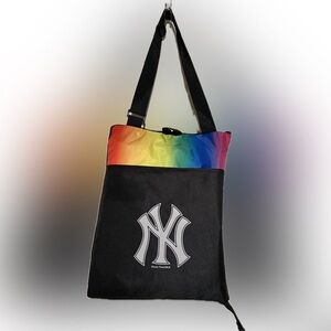 New York Yankees Vista Outdoor Picnic Fleece Blanket 59”x 51” Rainbow Colors🌈